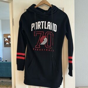 Portland Trailblazers Women's long hoodie - small